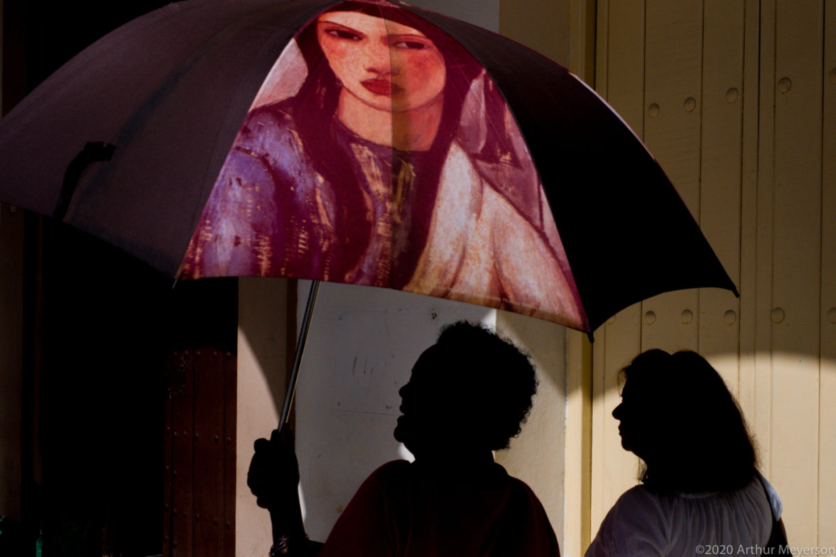 Umbrella and 2 Silhouettes